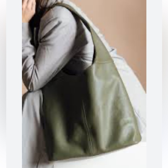 Made In Italy Boho Leather Tote Bag - Picture 5 of 9